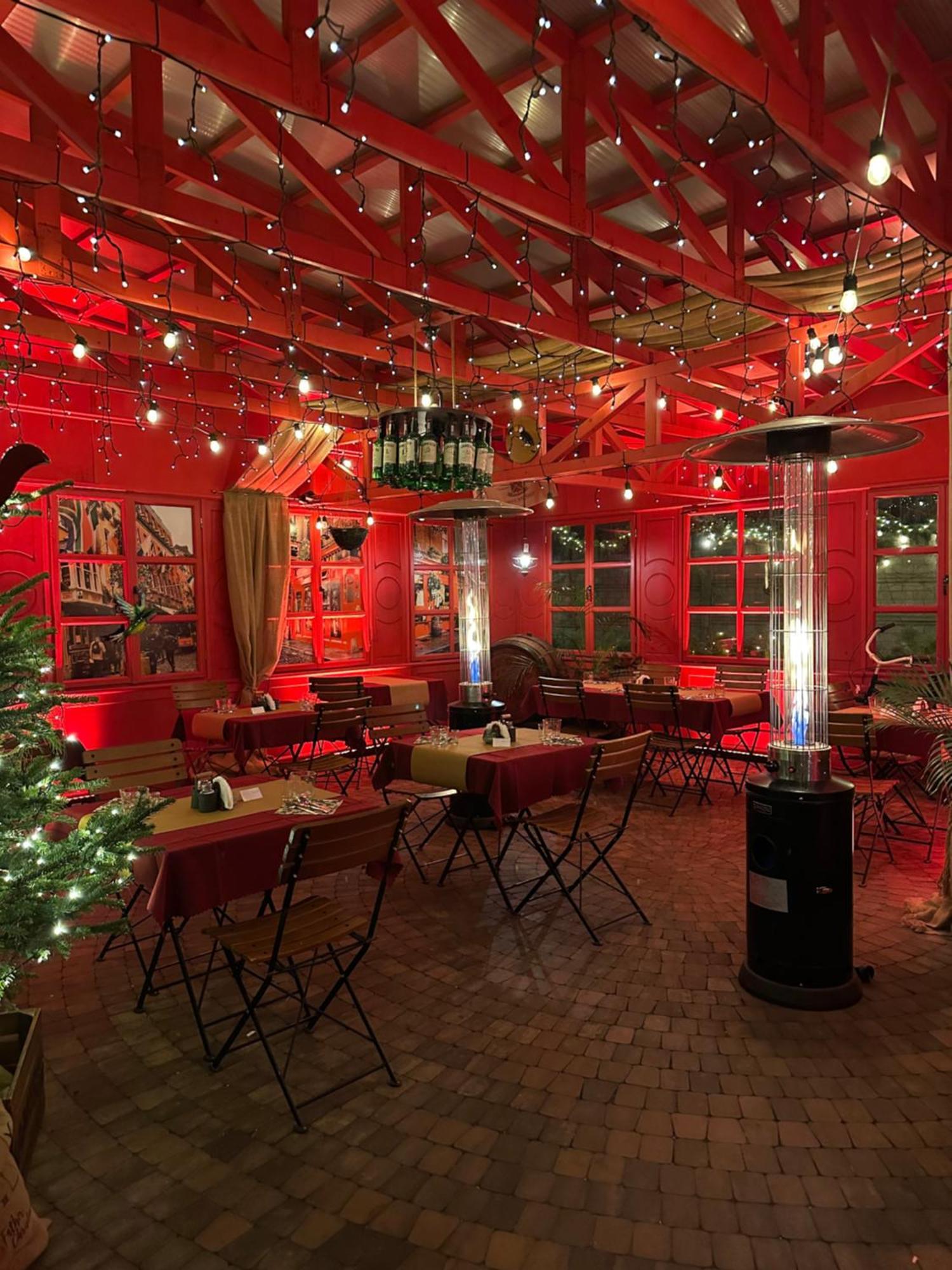 Shoemaker Irish Pub & Accommodation Kielce Exterior foto