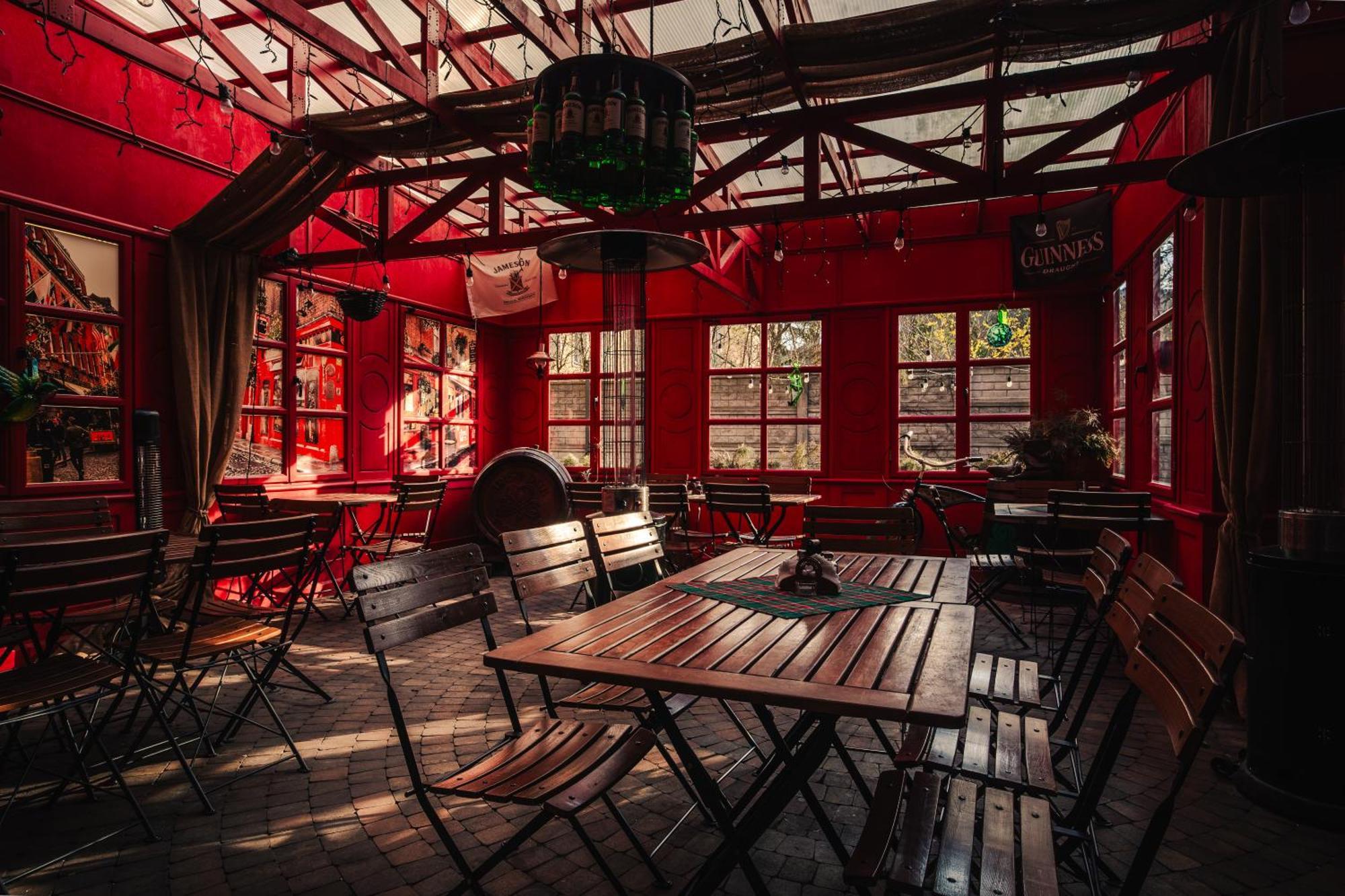 Shoemaker Irish Pub & Accommodation Kielce Exterior foto